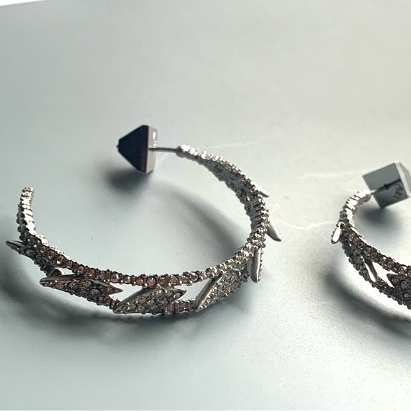 ALEXIS BITTAR • NEW Edgy Crystal Encrusted Spiked Lattice Silver Hoop Earrings - Picture 11 of 12